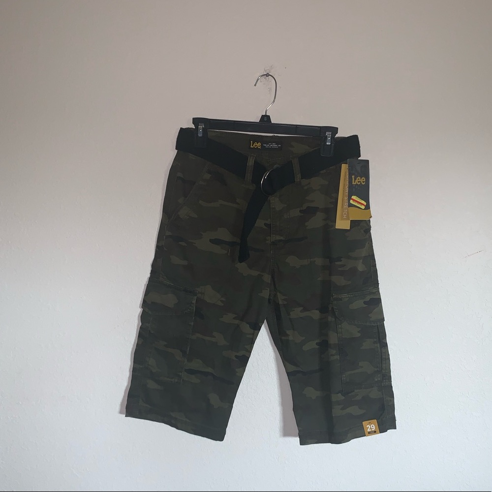 Lee's cargo shorts sz m